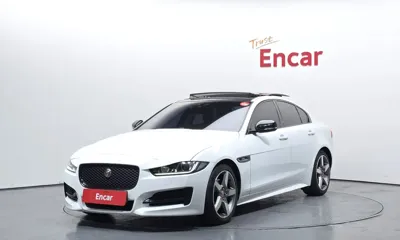 Jaguar XE