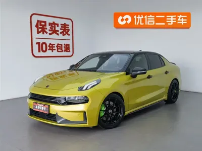 Lynk & Co 03