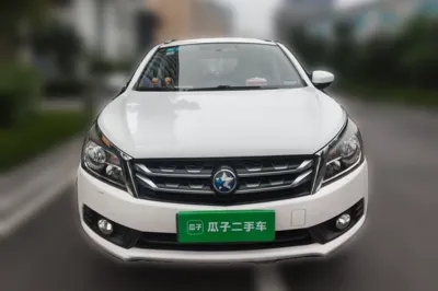 Venucia T70