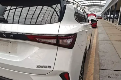 Wuling Asta