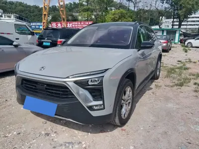 Nio ES8