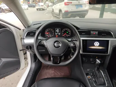 Volkswagen Lamando