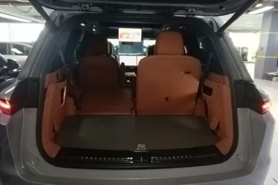 Li Auto L9