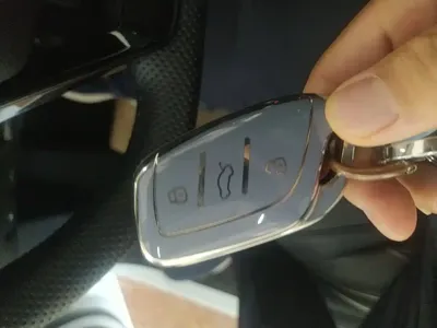 Roewe i5