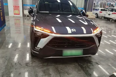 Nio ES8