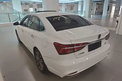 Roewe i6