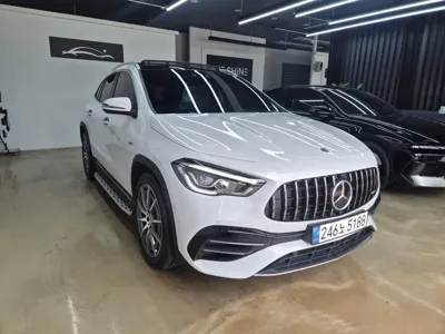 Mercedes-Benz GLA-Class