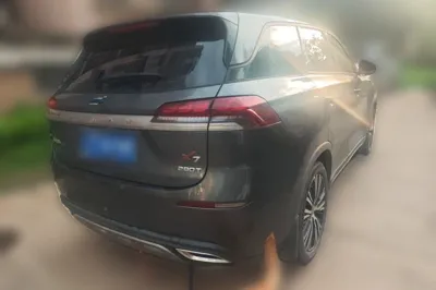 CHANGAN OSHAN X7