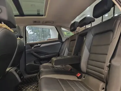 Volkswagen Sagitar