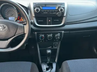 Toyota Yaris L