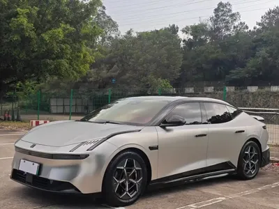 Lynk & Co Z10