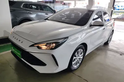 Roewe i5
