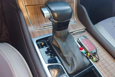 Roewe RX8