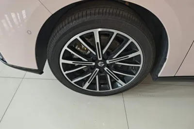 Leapmotor B01