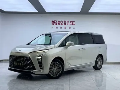 Buick GL8 Hybrid