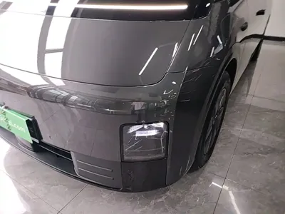 Li Auto Li MEGA