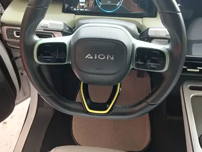 AION AION Y
