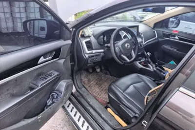 Dongfeng Aeolus AX7