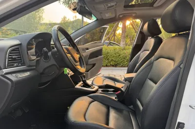 Hyundai Elantra (6th Generation
