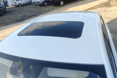 Roewe i5