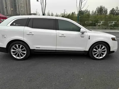 Lincoln MKT