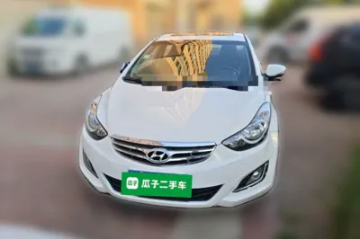 Hyundai Elantra (5th Generation