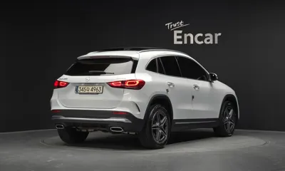 Mercedes-Benz GLA-Class