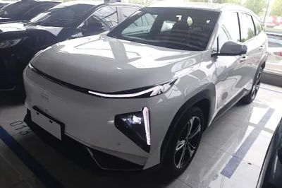 Geely Galaxy L7