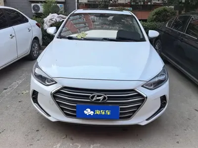 Hyundai Elantra