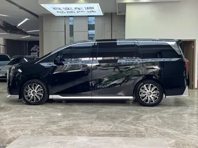 GAC Motor Trumpchi E9