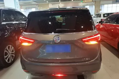Buick GL6