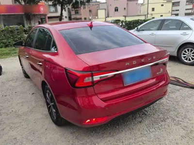 Roewe i5
