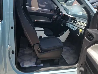 Wuling MINIEV