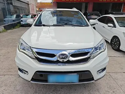 BYD S7