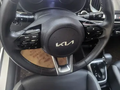 Kia KX1