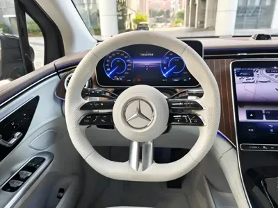 Mercedes-Benz EQE SUV