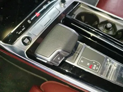 Audi A7L