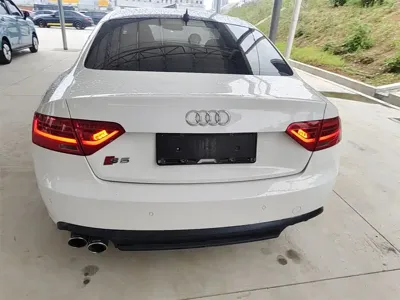 Audi A5 (Import)