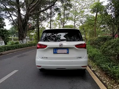Buick GL6