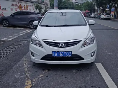 Hyundai Verna