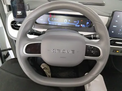 Geely Panda