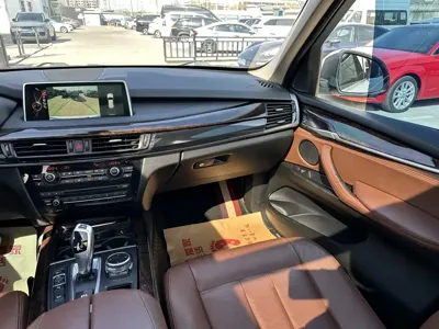 BMW X5 (Import)