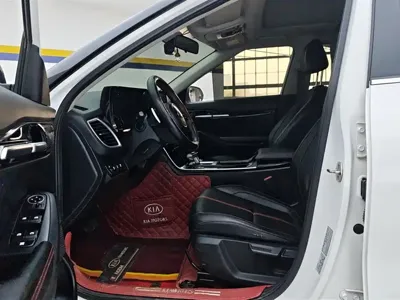 Kia KX3
