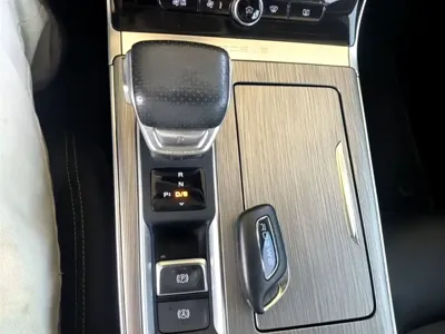 Roewe RX5