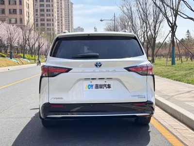 Toyota Sienna
