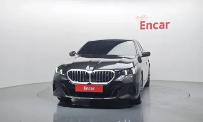 BMW i5