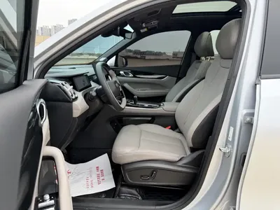 Geely Boyue L