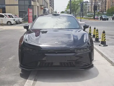 Zeekr 001