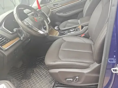 Roewe RX8