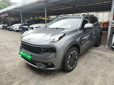 Lynk & Co 01 EM-P